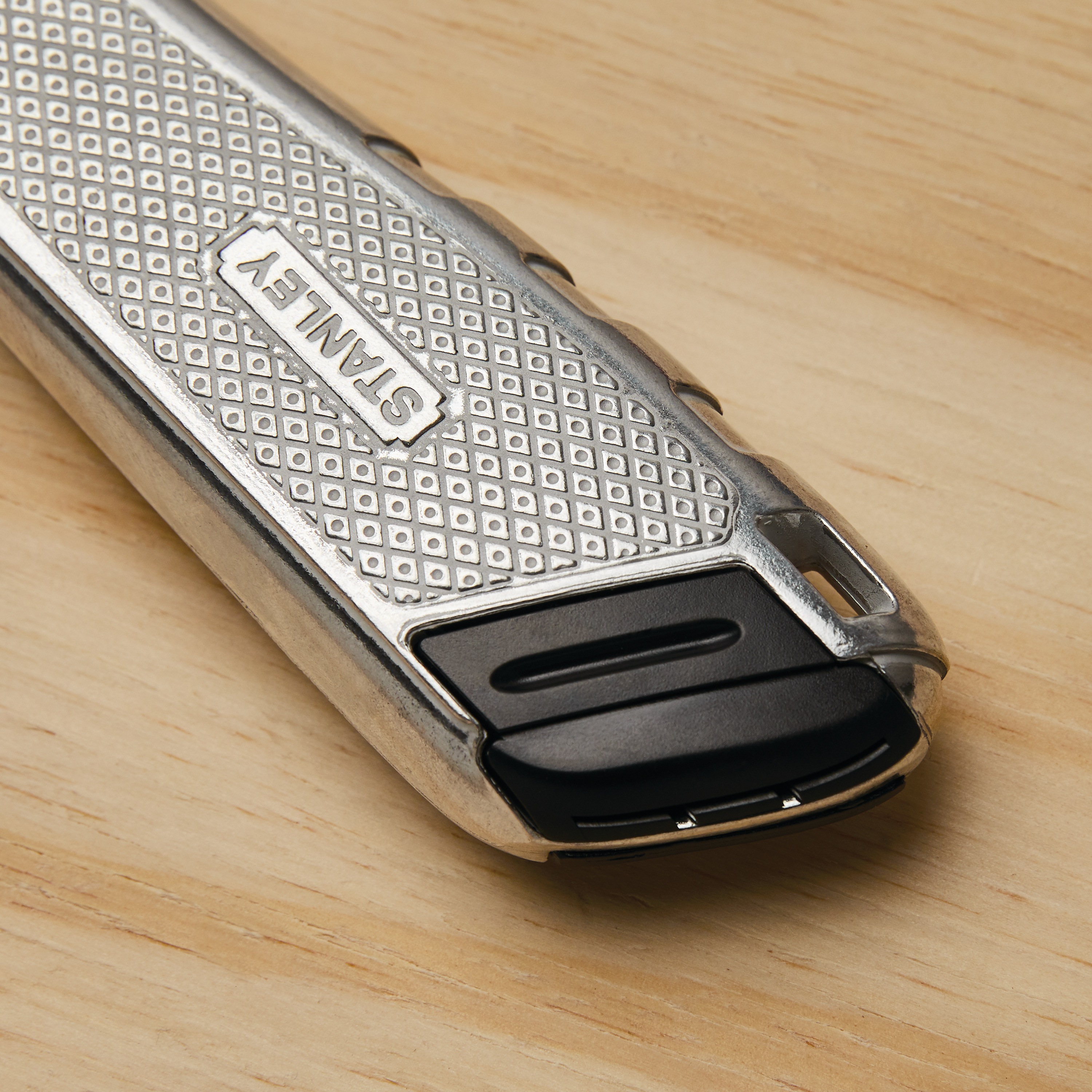 25mm FATMAX® SnapOff Knife 10817 STANLEY Tools