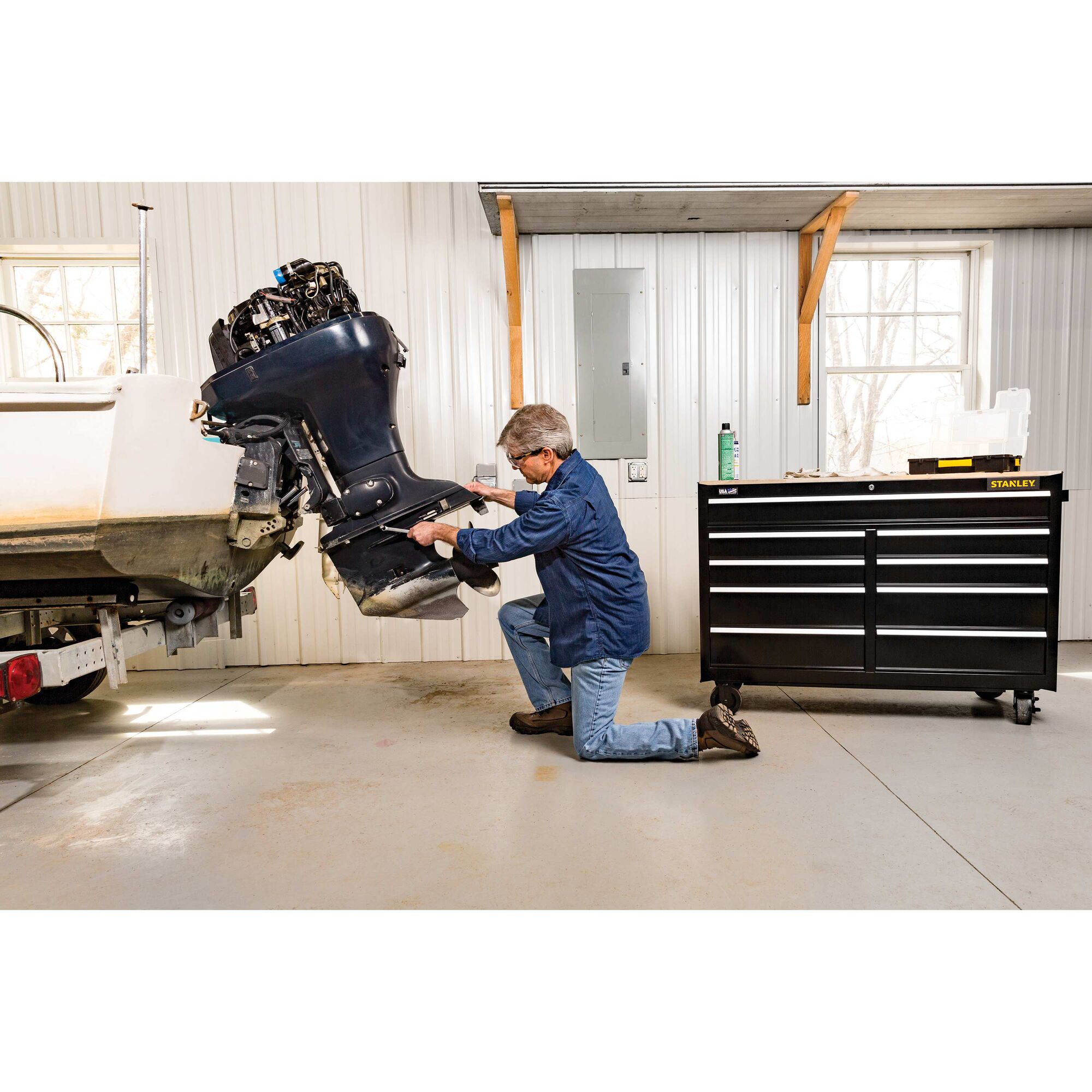 300 Series 52 in W 9 Drawer Mobile Workbench STANLEY